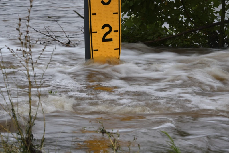 Sekurang-kurangnya 13 maut dalam banjir Texas dan lebih 20 kanak-kanak hilang dari kem musim panas kanak-kanak perempuan
